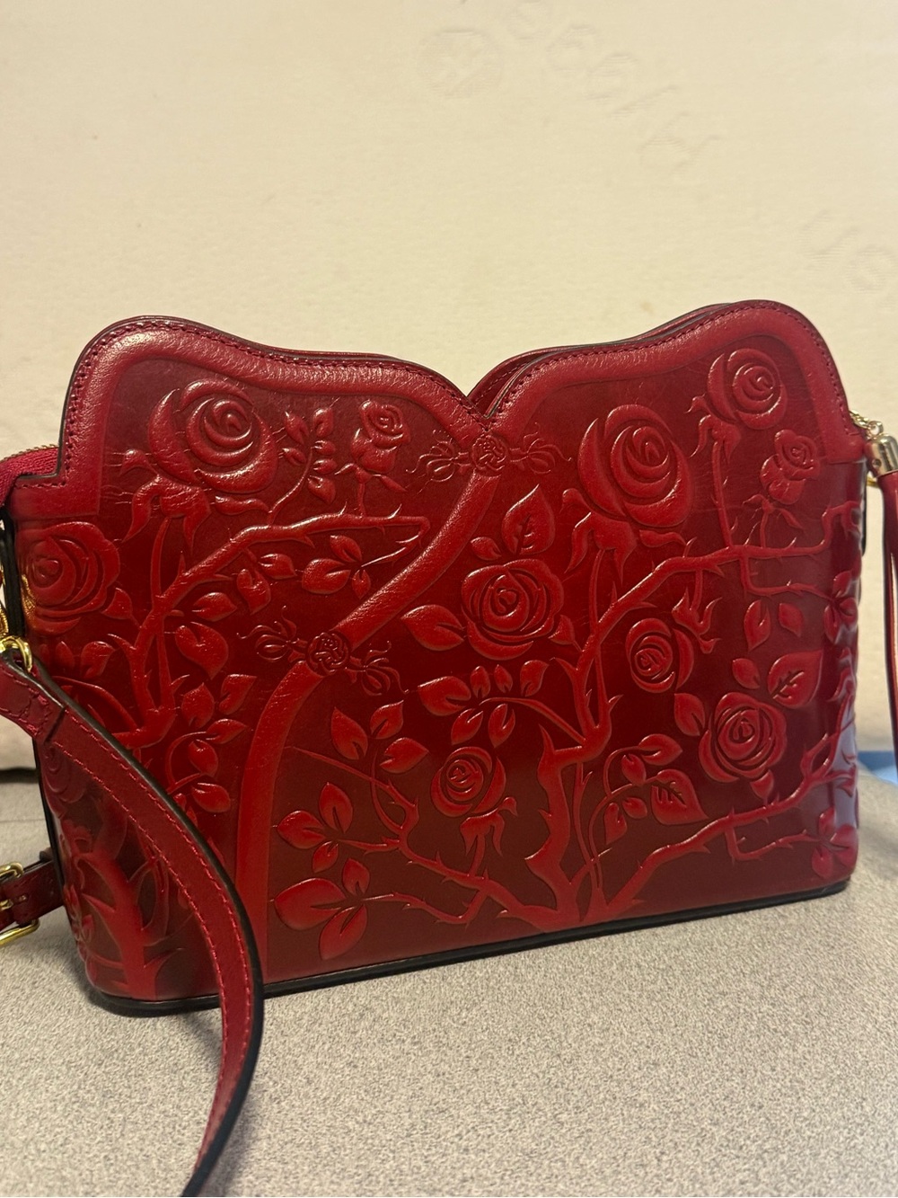Pijushu Designer Leather Rose Crossbody Bag